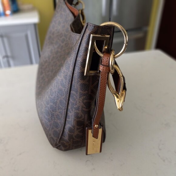 Calvin Klein brown Signature shoulder bag - Picture 3 of 4